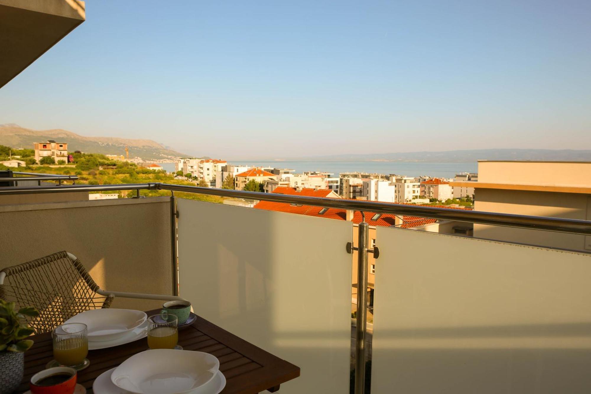 Kiki'S Sea View Studio Split Extérieur photo