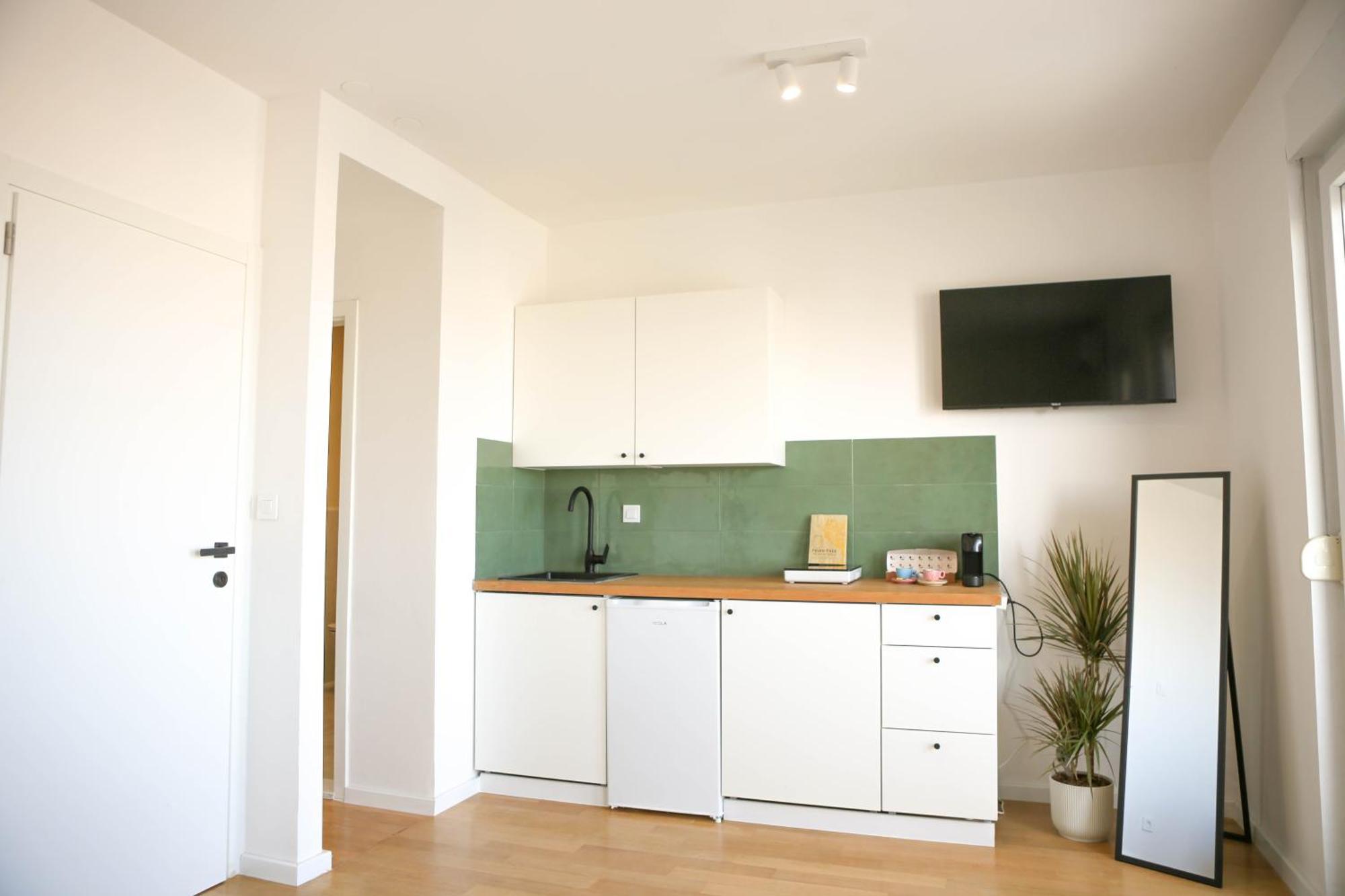 Kiki'S Sea View Studio Split Chambre photo